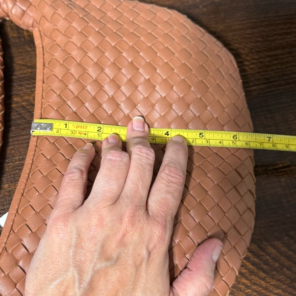 Quince Italian Leather Handwoven Mini Hobo Bag NWT - Picture 7 of 14